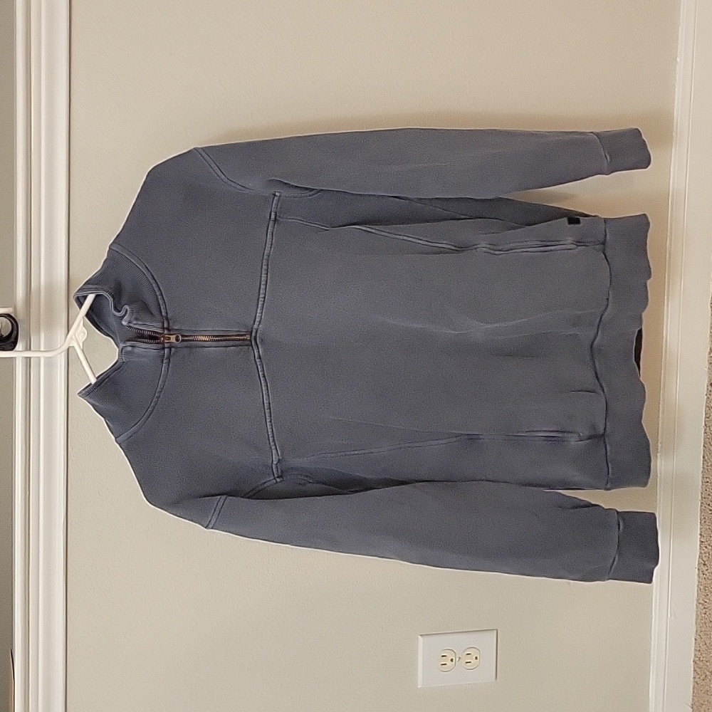 Women's Large Outpost Makers Sweatshirt